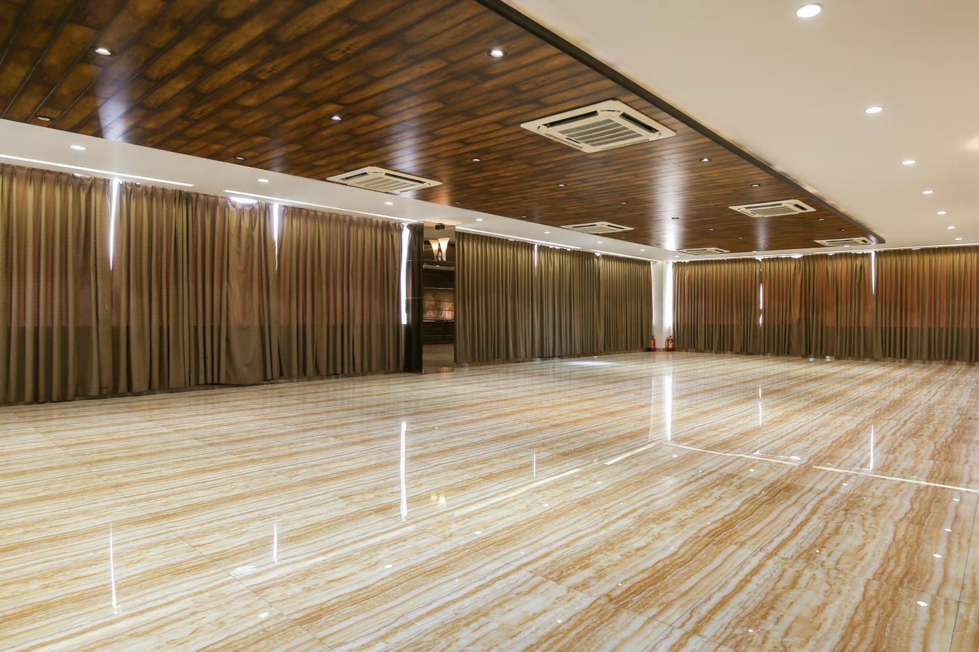 Hotel O Shiv Vatika Banquet & Rooms Bhatha Exterior foto